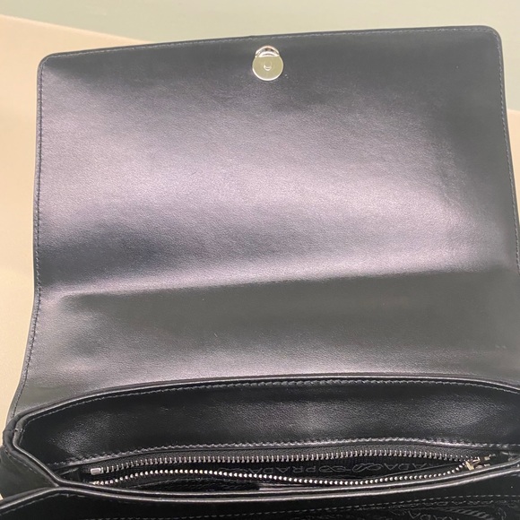 Prada shoulder bag or crossbody - Picture 8 of 11